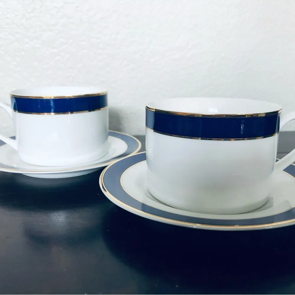 Crate & Barrel 4-pc Coffee Tea Cups Plates Set